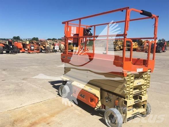 JLG 2646ES Saksilavat