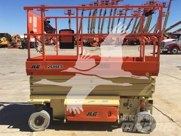 JLG 2646ES Saksilavat