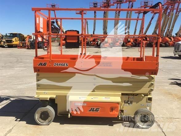 JLG 2646ES Saksilavat