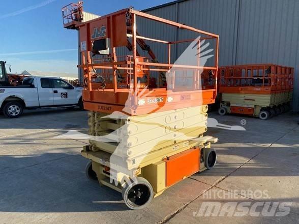 JLG 3248RS Saksilavat
