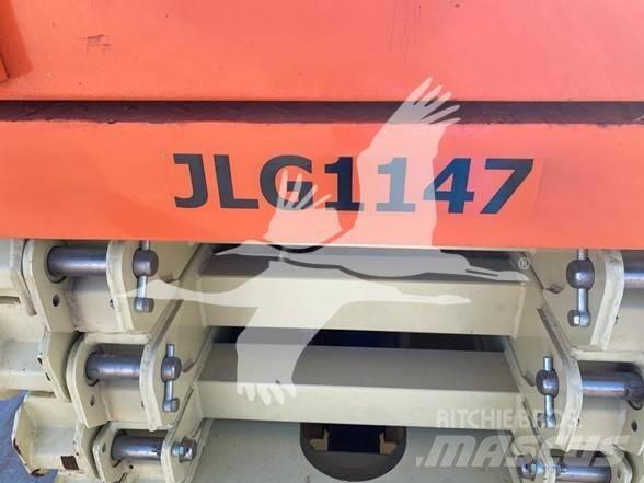 JLG 3248RS Saksilavat
