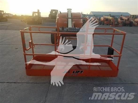 JLG 400S Teleskooppipuominostimet