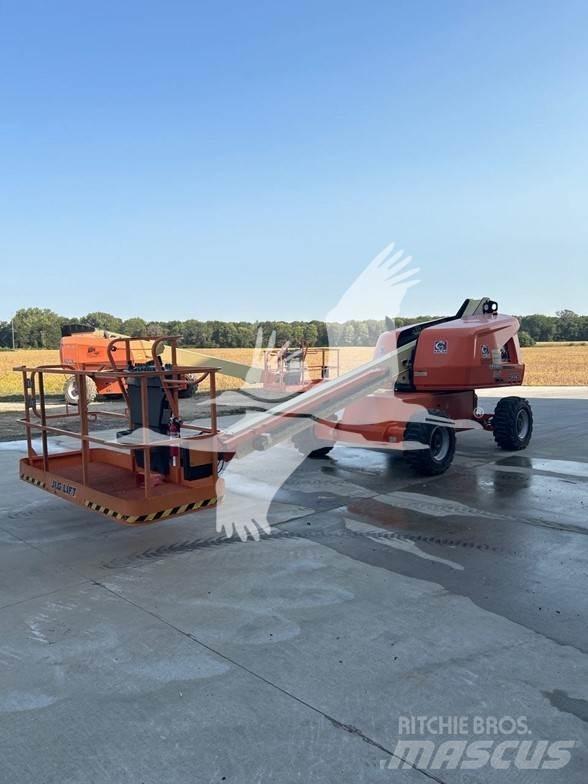 JLG 400S Teleskooppipuominostimet