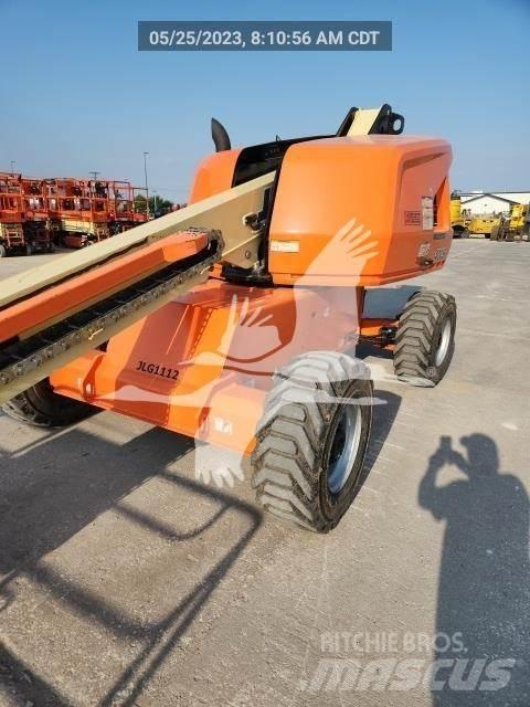 JLG 400S Teleskooppipuominostimet