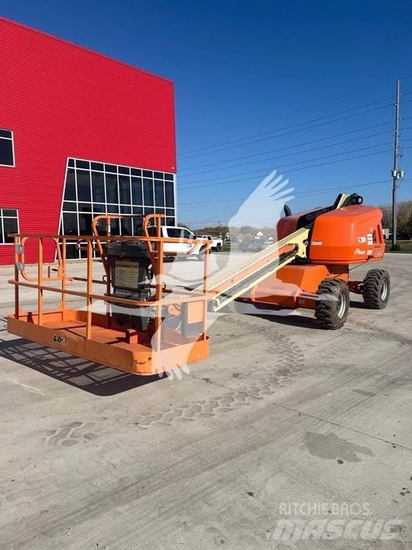 JLG 400S Teleskooppipuominostimet