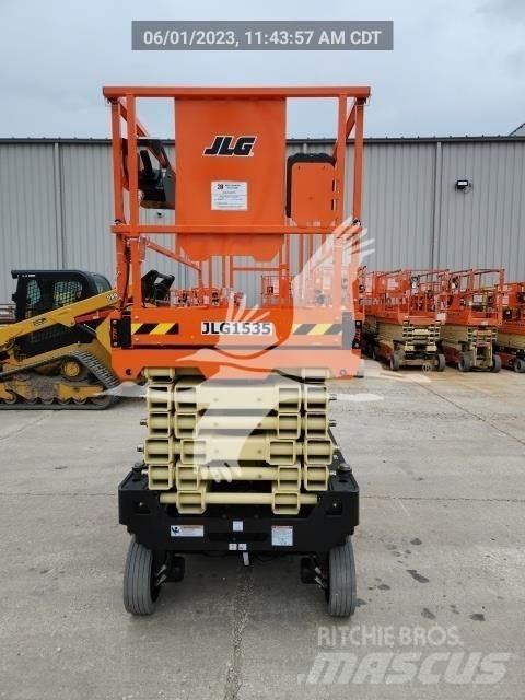 JLG 4045R Saksilavat