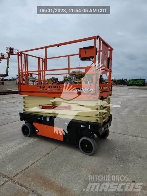 JLG 4045R Saksilavat