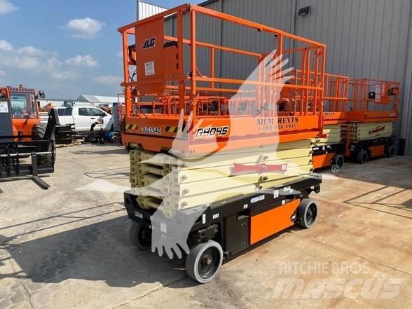 JLG 4045R Saksilavat