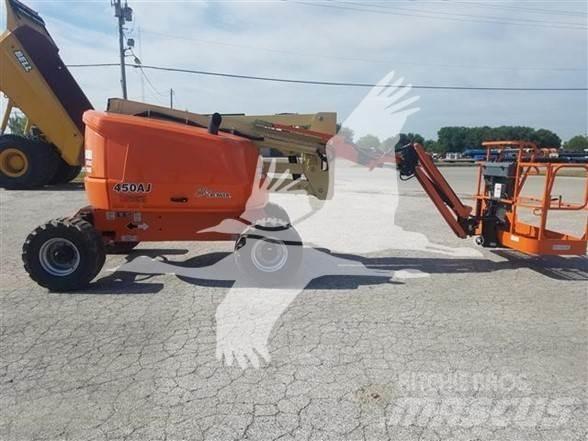 JLG 450AJ Kuukulkijat