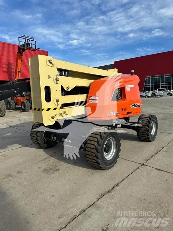 JLG 450AJ Kuukulkijat