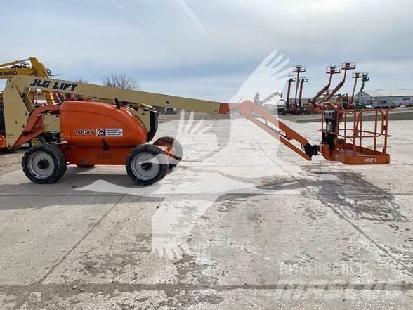 JLG 600AJ Kuukulkijat