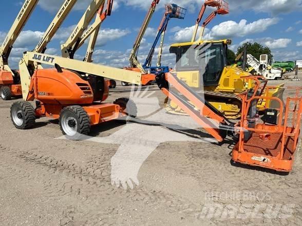 JLG 600AJ Kuukulkijat