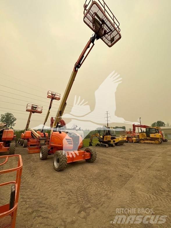 JLG 600AJ Kuukulkijat