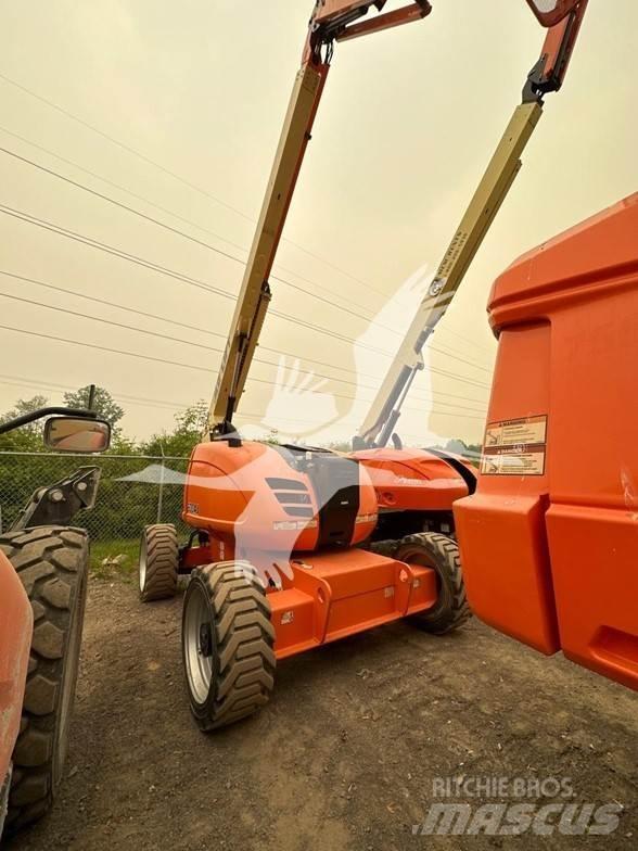 JLG 600AJ Kuukulkijat