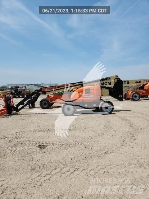 JLG 600AJ Kuukulkijat