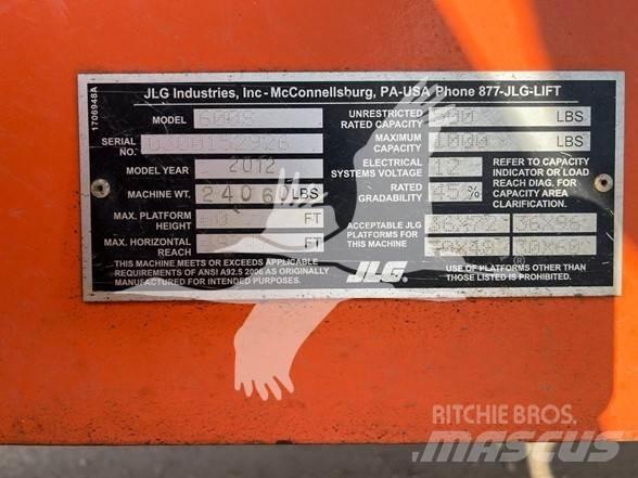 JLG 600S Teleskooppipuominostimet