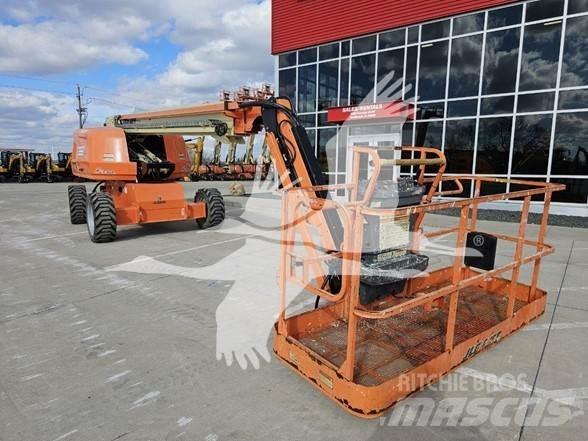JLG 660SJ Teleskooppipuominostimet