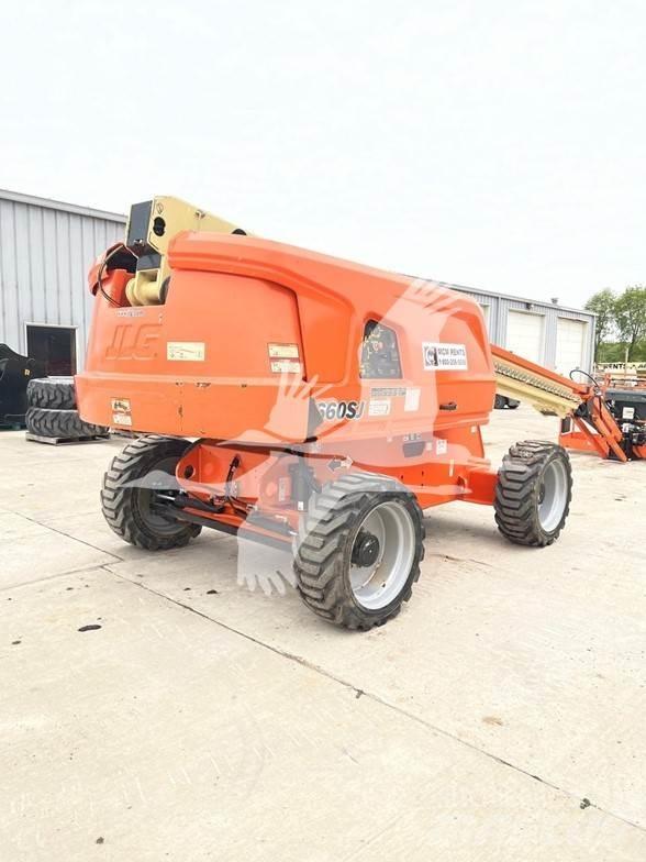 JLG 660SJ Teleskooppipuominostimet