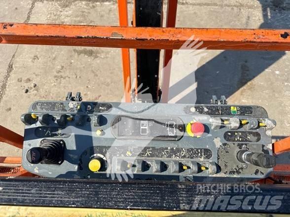 JLG 660SJ Teleskooppipuominostimet