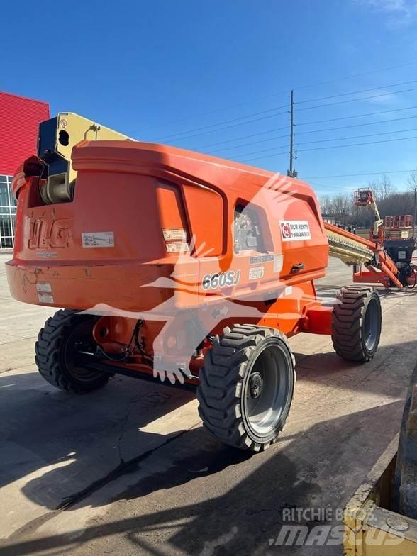 JLG 660SJ Teleskooppipuominostimet