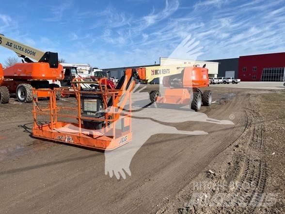 JLG 660SJ Teleskooppipuominostimet