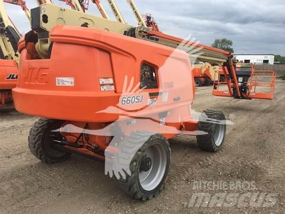 JLG 660SJ Teleskooppipuominostimet