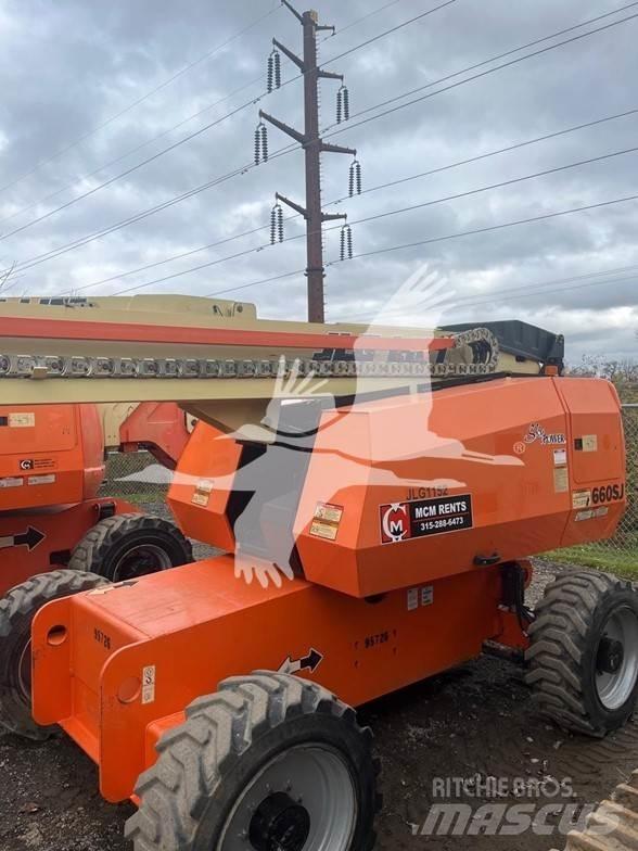 JLG 660SJ Teleskooppipuominostimet