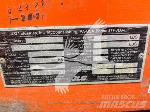JLG 660SJ Teleskooppipuominostimet