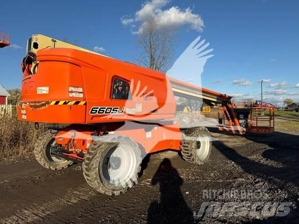 JLG 660SJ Teleskooppipuominostimet
