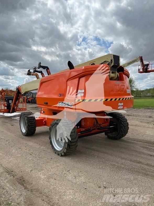 JLG 660SJ Teleskooppipuominostimet