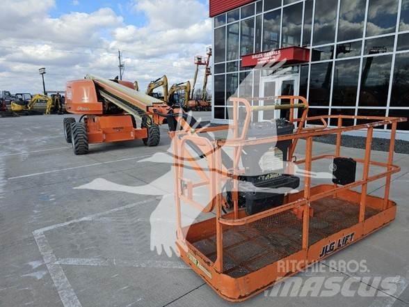 JLG 660SJ Teleskooppipuominostimet