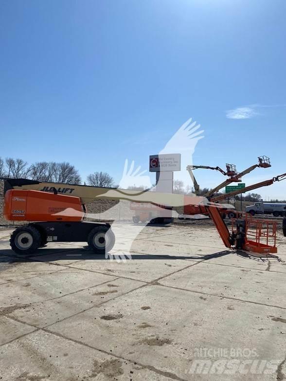 JLG 660SJ Teleskooppipuominostimet