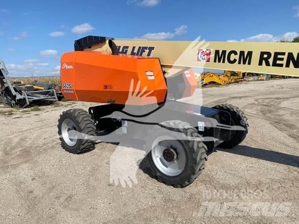 JLG 660SJ Teleskooppipuominostimet