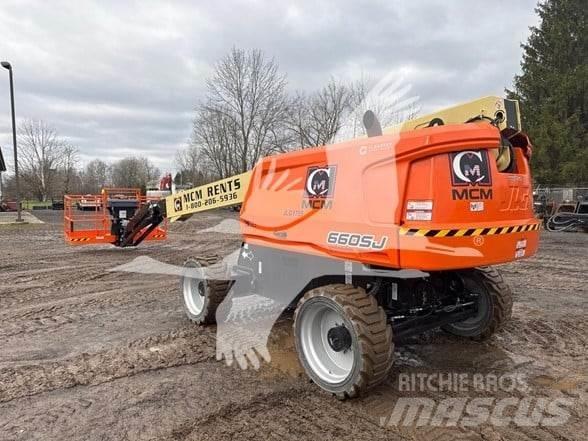 JLG 660SJ Teleskooppipuominostimet