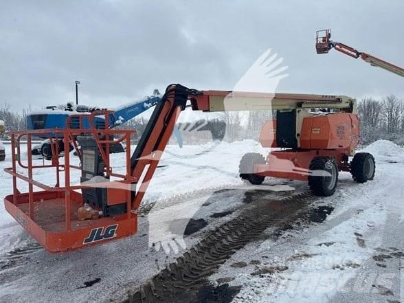 JLG 800AJ Kuukulkijat