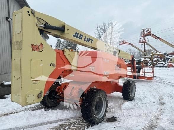 JLG 800AJ Kuukulkijat