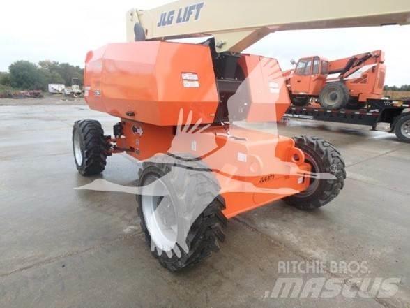 JLG 860SJ Teleskooppipuominostimet