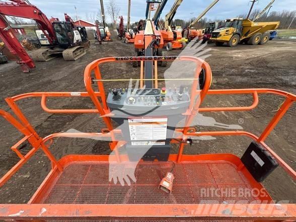 JLG 860SJ Teleskooppipuominostimet