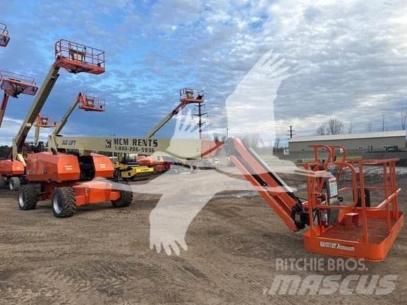 JLG 860SJ Teleskooppipuominostimet