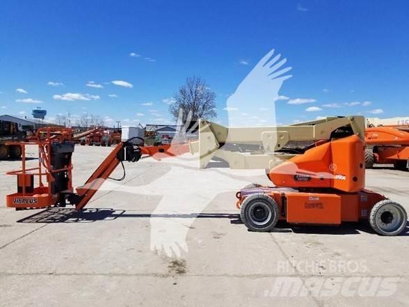 JLG E400AJPN Kuukulkijat