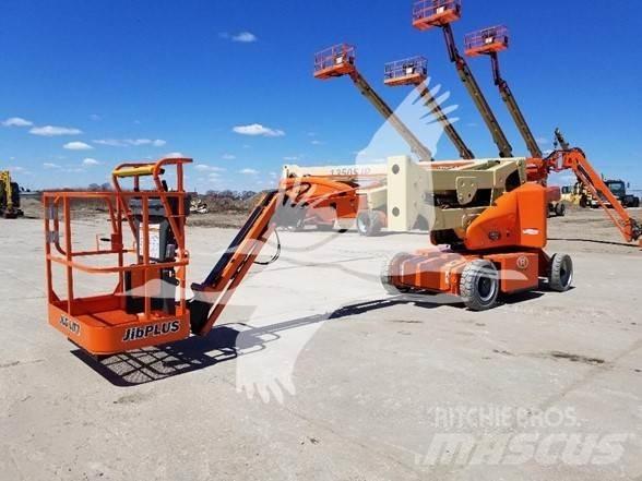 JLG E400AJPN Kuukulkijat