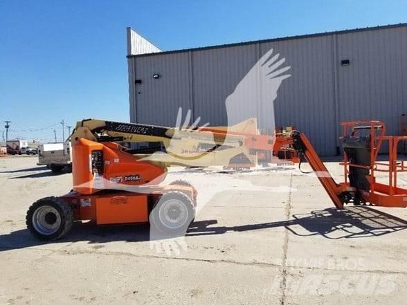 JLG E450AJ Kuukulkijat