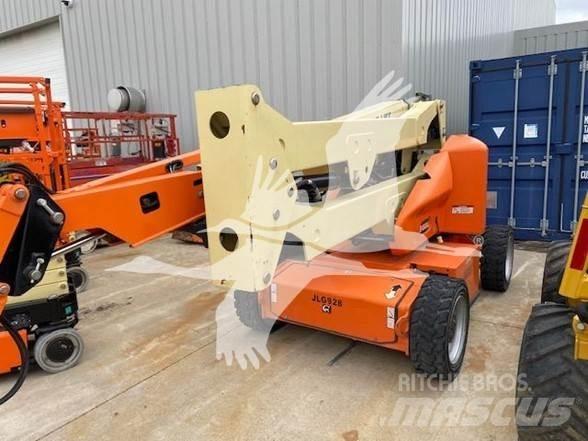 JLG E450AJ Kuukulkijat