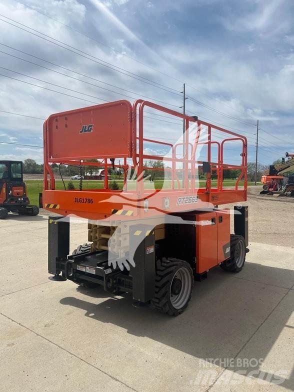 JLG RT2669 Saksilavat