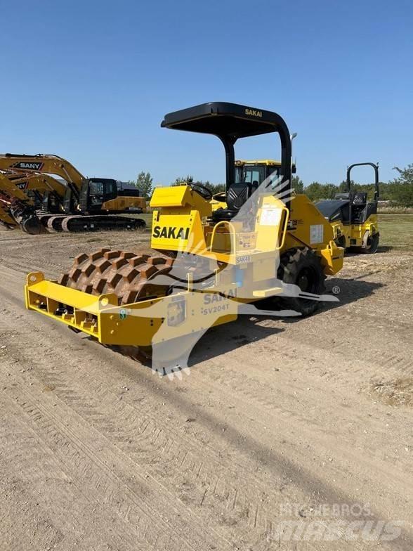 Sakai SV204T Yksivalssijyrät