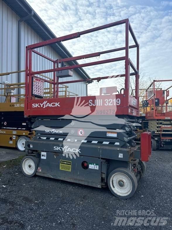 SkyJack SJ3219 Saksilavat