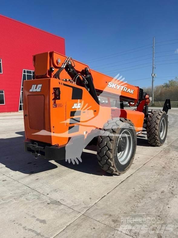 SkyTrak 10042 Kurottajat