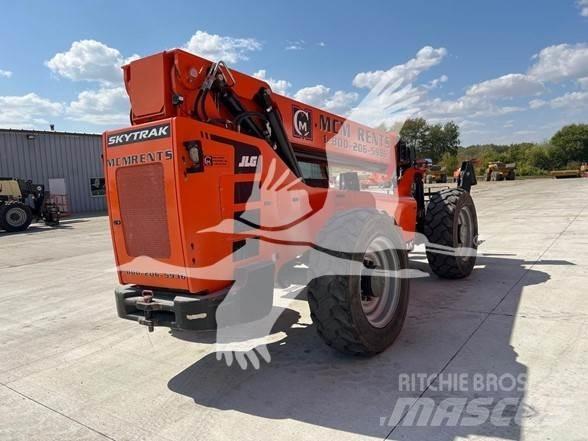 SkyTrak 10054 Kurottajat