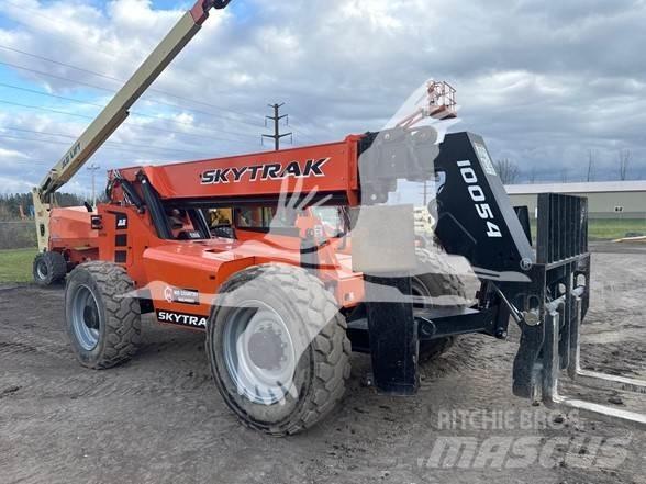 SkyTrak 10054 Kurottajat