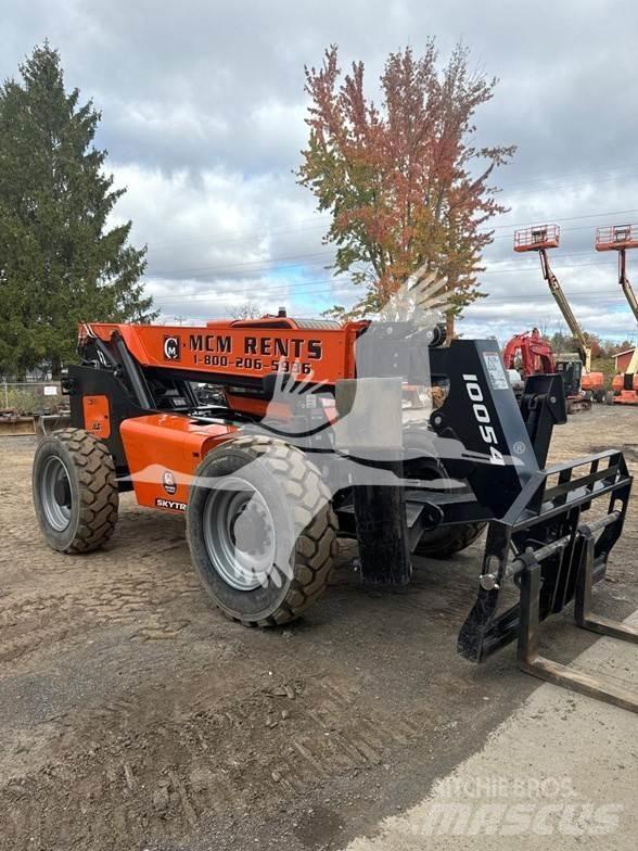 SkyTrak 10054 Kurottajat